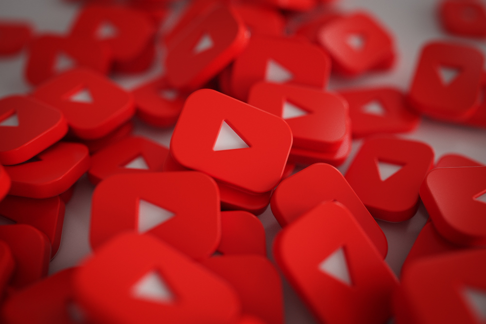 how to start faceless YouTube channel